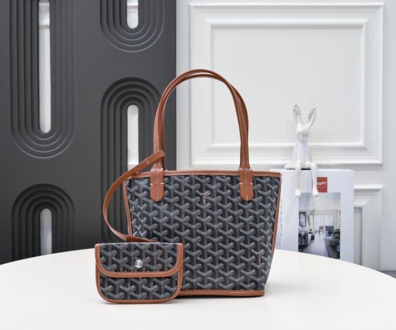 Goyard Shopping Bags